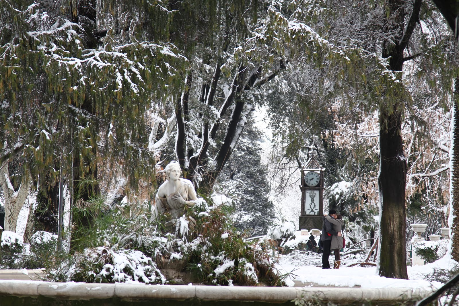 NEVICATA   A   ROMA